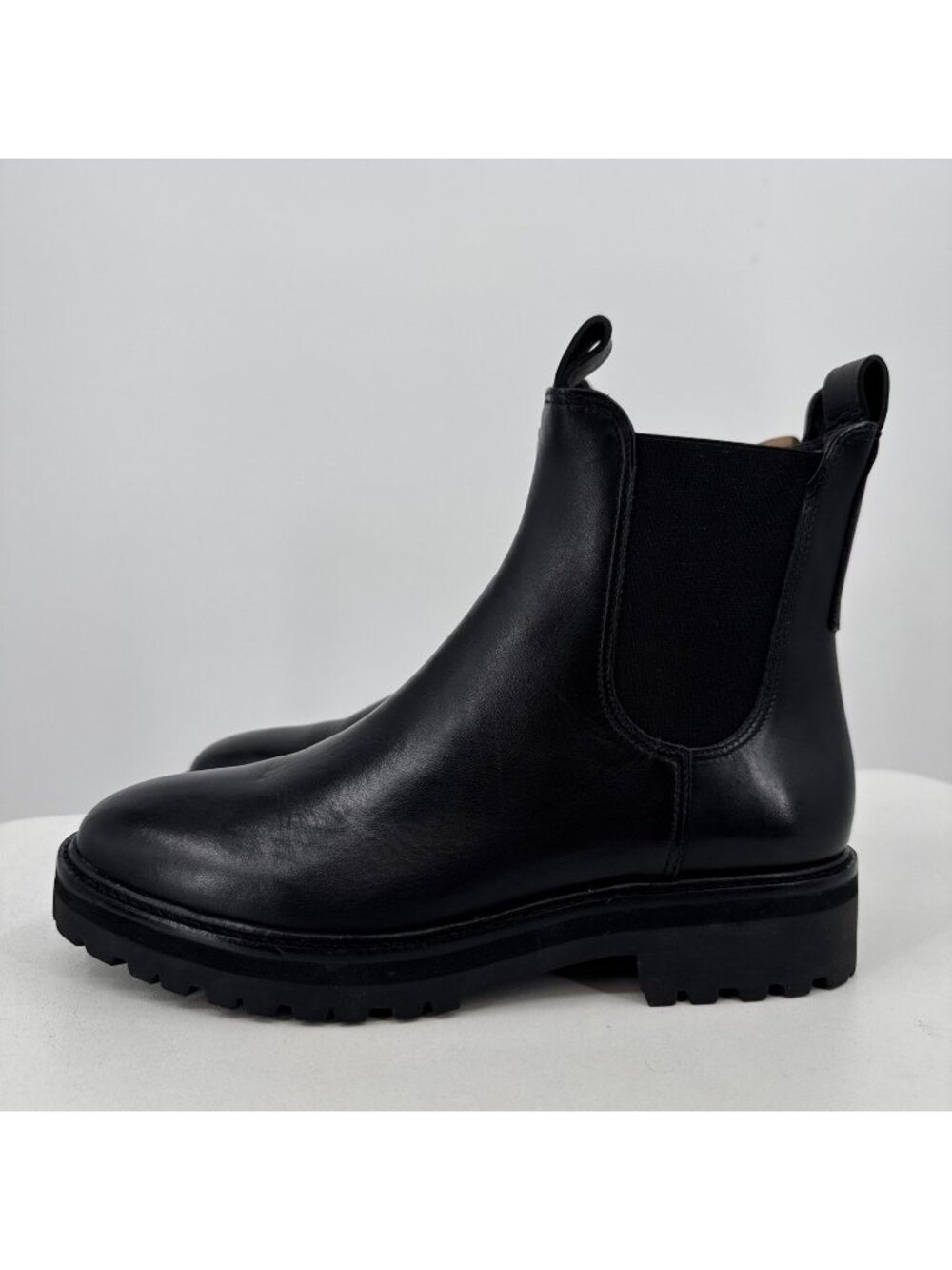 Everlane The Lug Chelsea Boot in Black sz 10 Women's Leather Ankle Chunky Sole